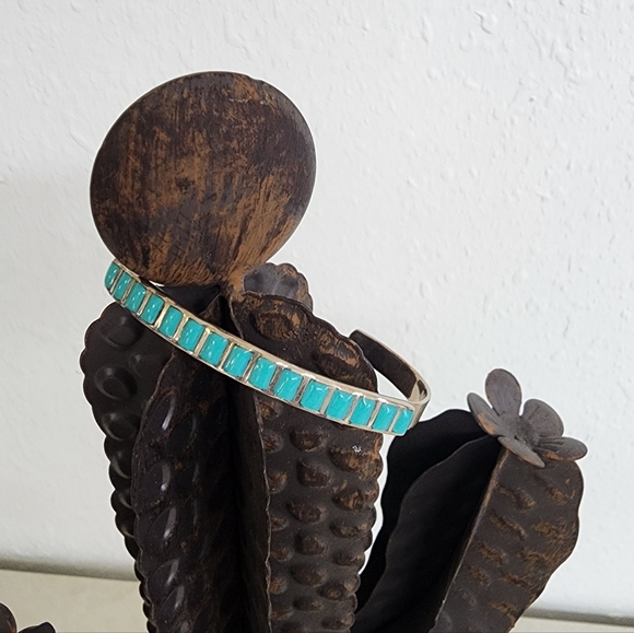 Navajo Native American Running Bear 15 Turquoise Stone Sterling Silver Cuff - Picture 2 of 8